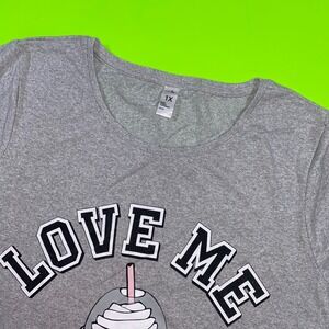 Just Be Women 1X Gray Love Me A Latte Coffee Graphic Long Sleeve Scoop Neck Tee